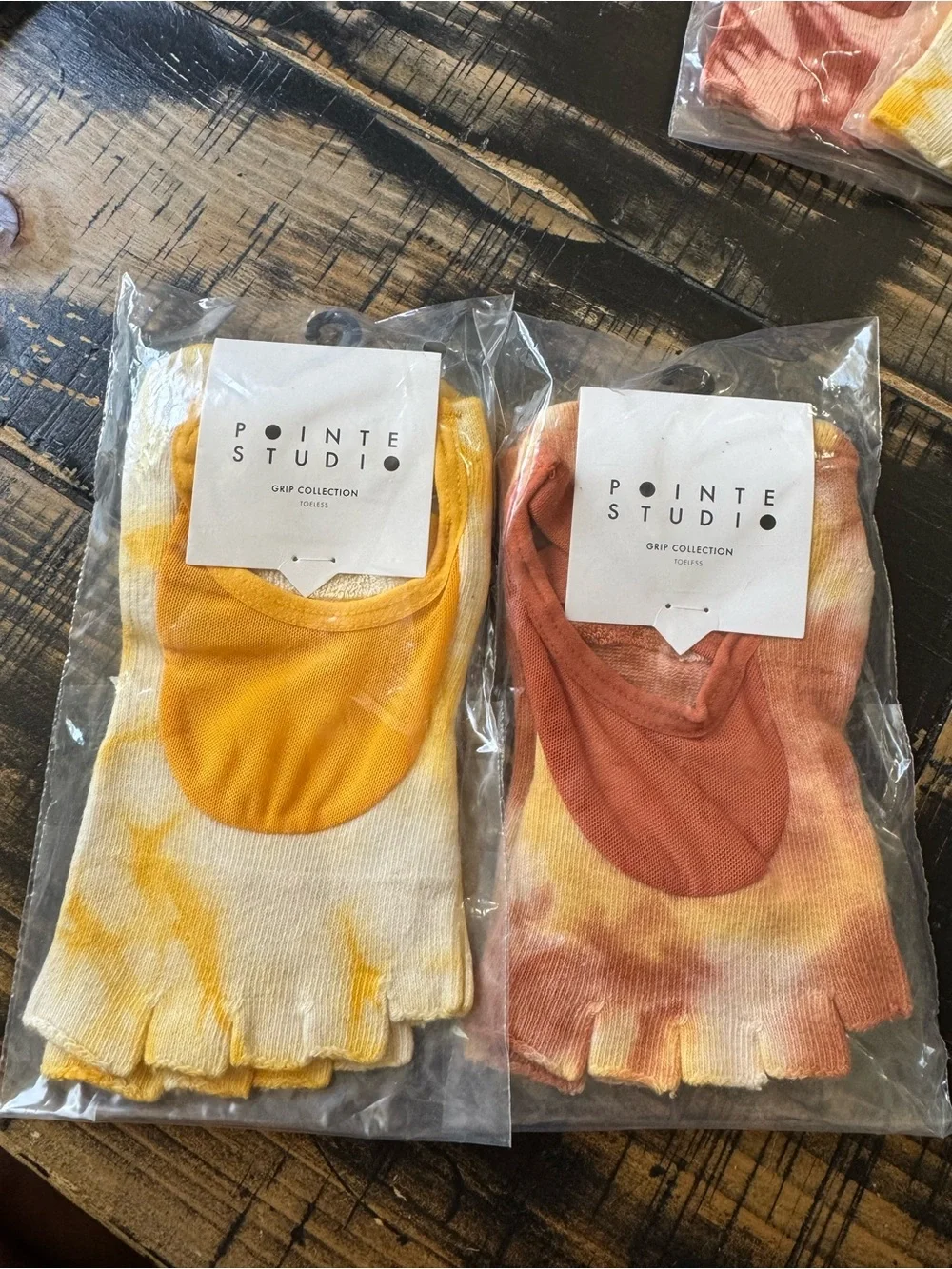Pointe Studio Women's Grip Toe Socks - Yellow Tie-Dye & Rust
